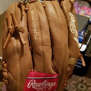 Men Rawlings glove